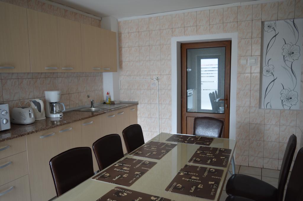 Vila Villador Piatra Neamţ Habitación foto